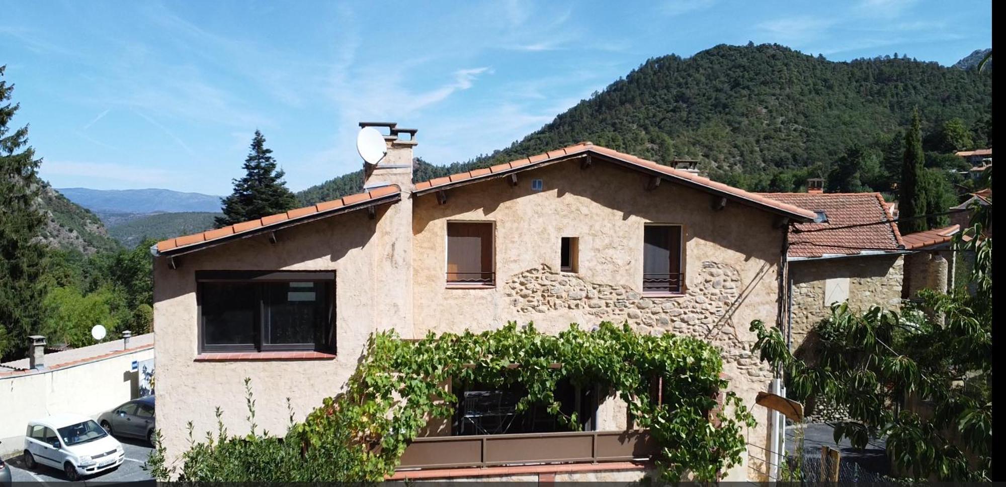 Gite Du Cady Casteil Exterior photo
